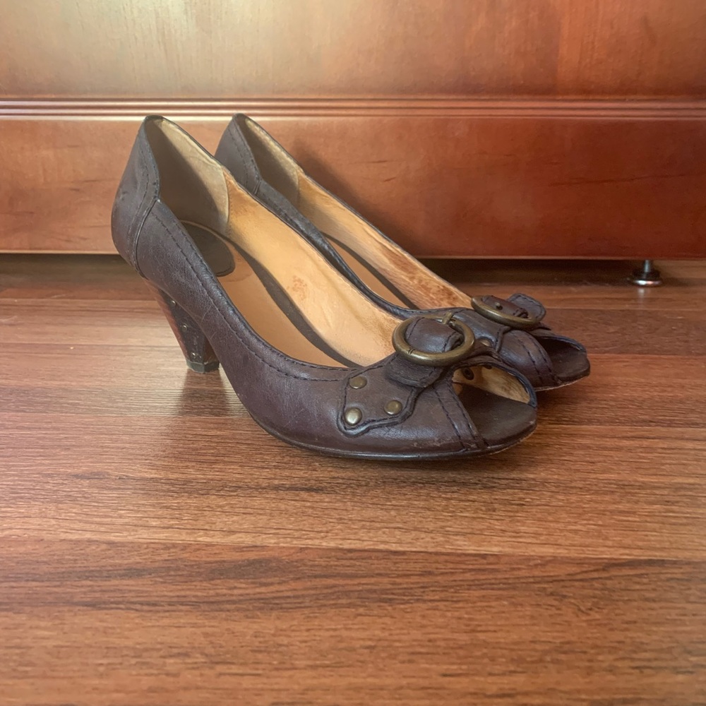 Frye Peep Toe Pump